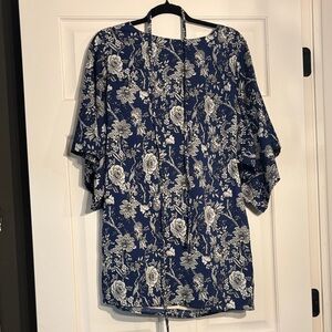 Aakaa Navy and White Floral Dress